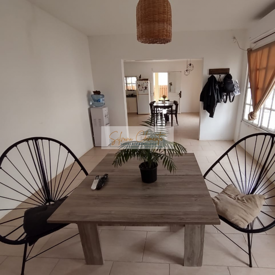 Hermosa Casa doble lote 3 ambientes en Barrio Weekend Escobar
