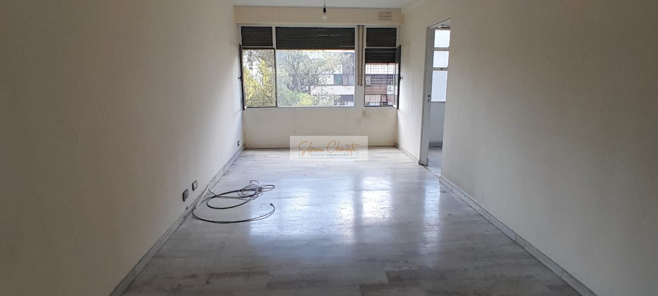 APTO CREDITO! PRECIOSO DEPARTAMENTO 4 AMB SARANDI 1400 TODO LUZ!