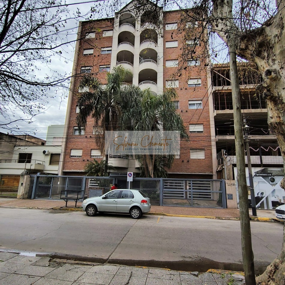 Departamento 3 Ambientes con Cochera y Balcon - Caseros, Prov. de Buenos Aires