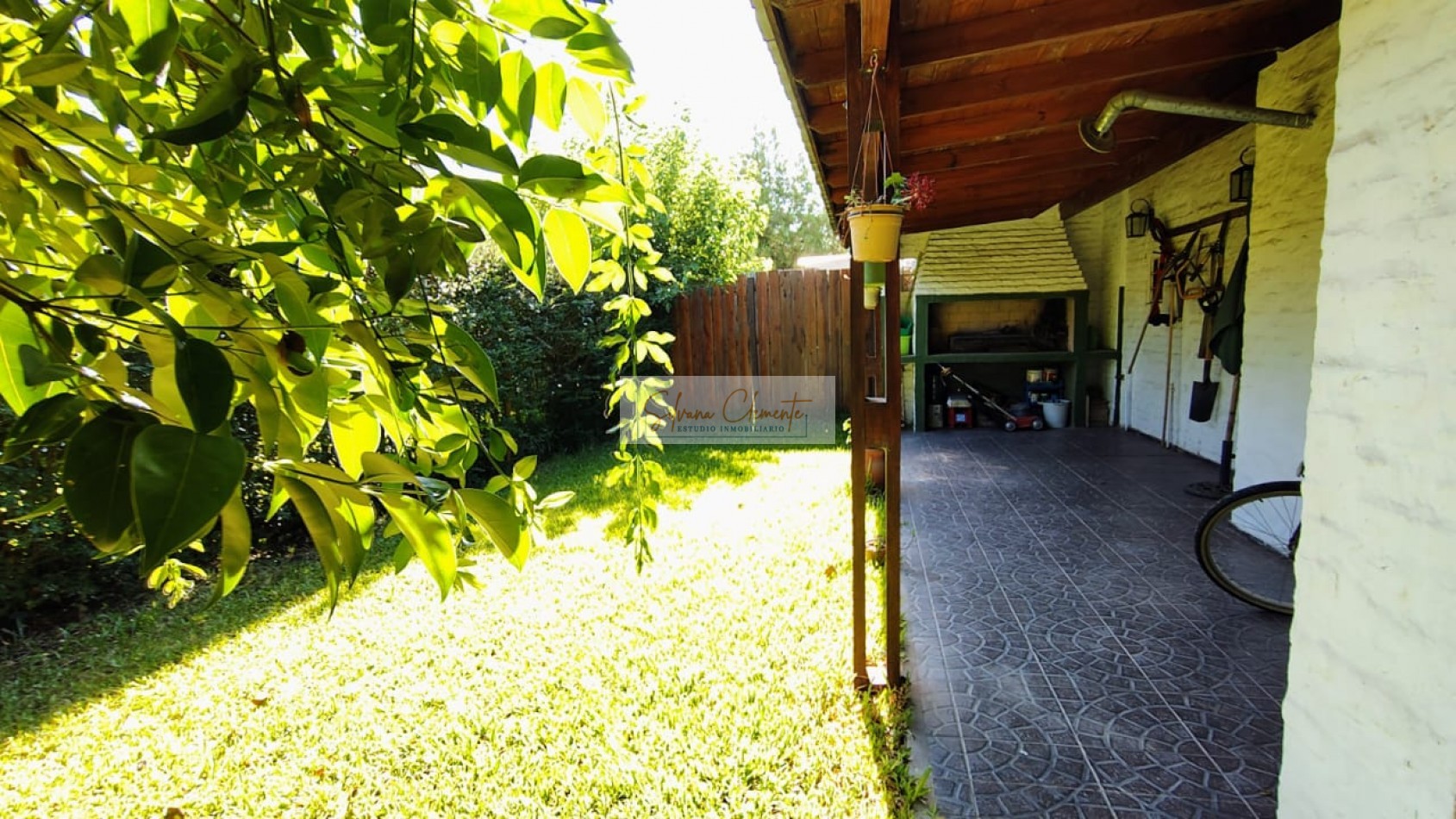 Casa 3 Ambientes con Parque y Parrilla en Country Weekend Escobar