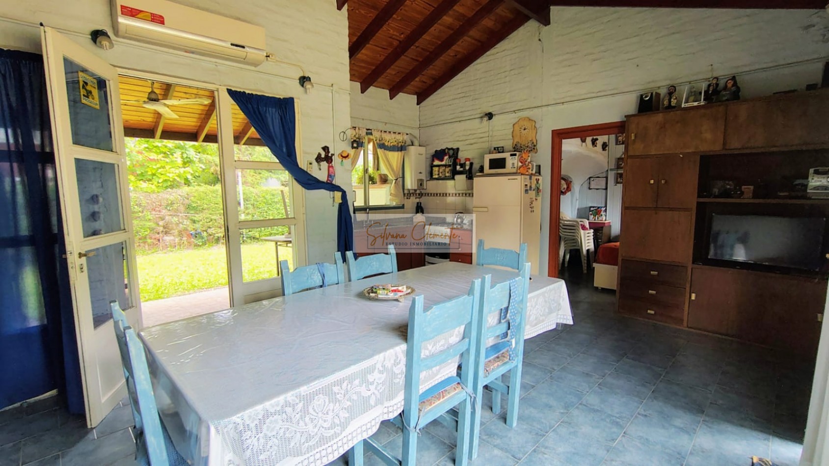 Hermosa casa 4 amb en doble lote en Barrio Privado Weekend Escobar