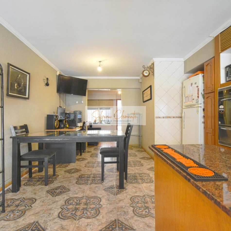 Casa en Venta San Miguel - 5 ambientes Pileta, Quincho y Cochera