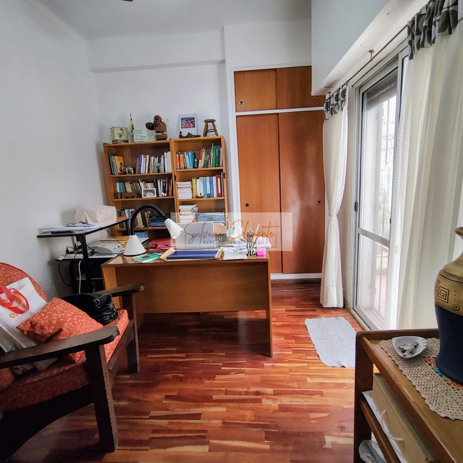 Departamento 3 Ambientes en Planta Baja al Frente - Sin Expensas