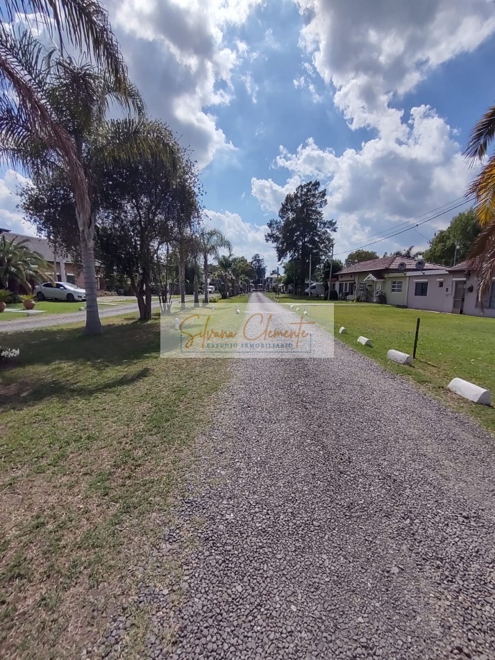 Lote de 220m2 en venta en Barrio Country Weekend Escobar 