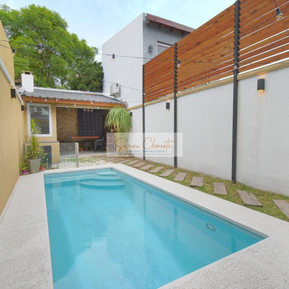 Casa en Venta San Miguel - 5 ambientes Pileta, Quincho y Cochera