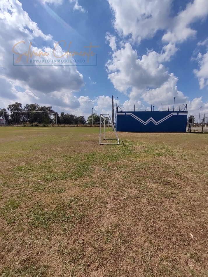 Lote de 220m2 en venta en Barrio Country Weekend Escobar 