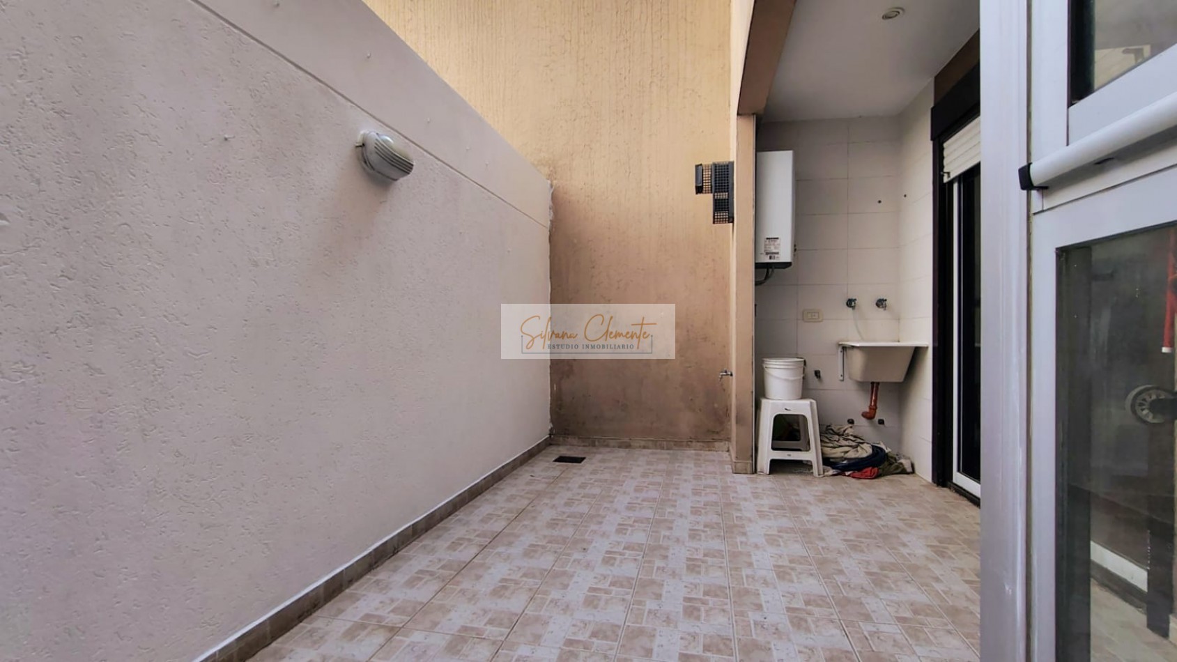 departamento 2 Ambientes con Patio y lavadero en Liniers